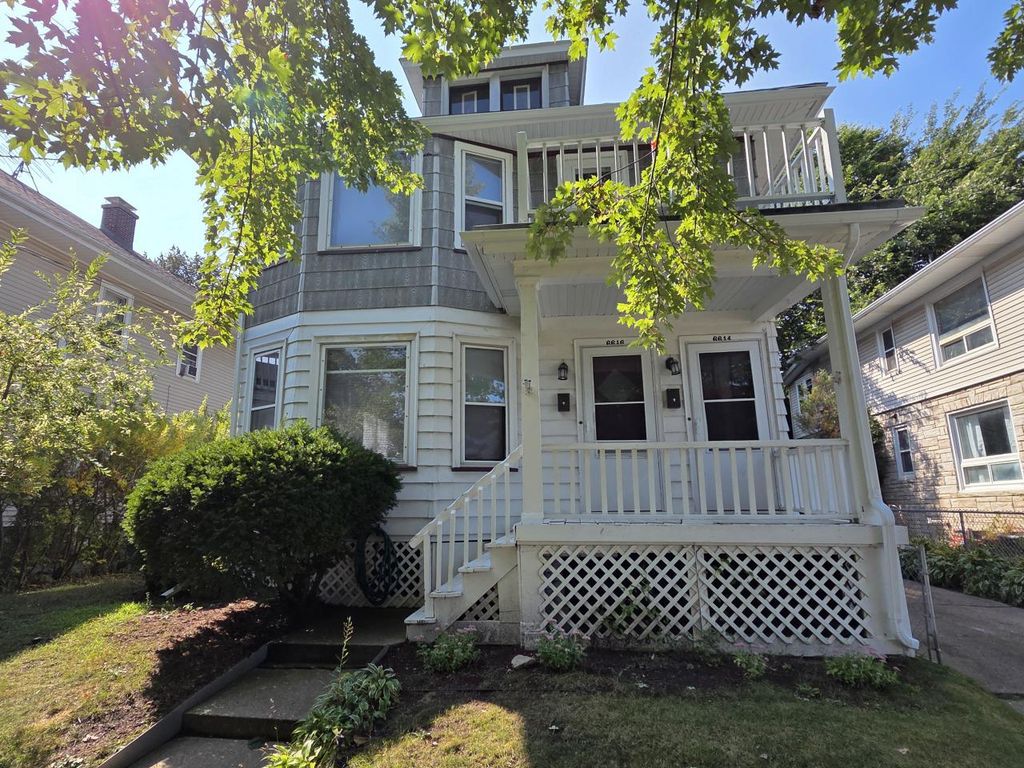 6614 5th AVENUE, Kenosha, WI 53143