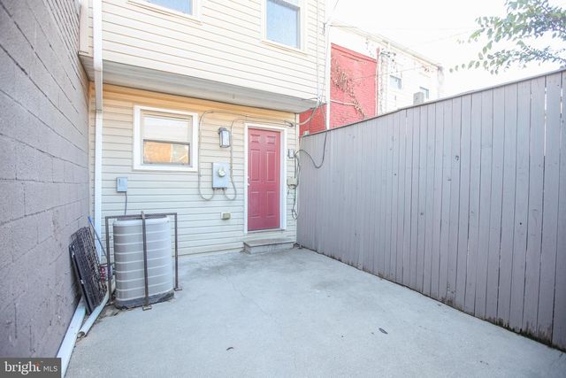 530 N MONTFORD AVE, Baltimore, MD 21205