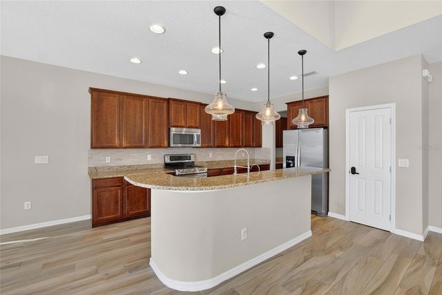 3315 RANCHDALE DRIVE, Plant City, FL 33566