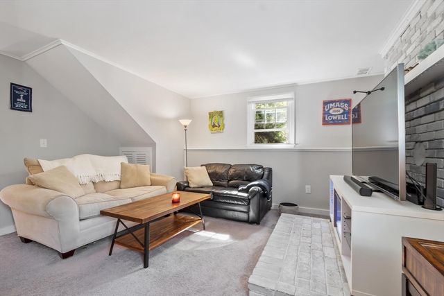 104 Freda Lane, Lowell, MA 01854