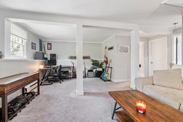 104 Freda Lane, Lowell, MA 01854