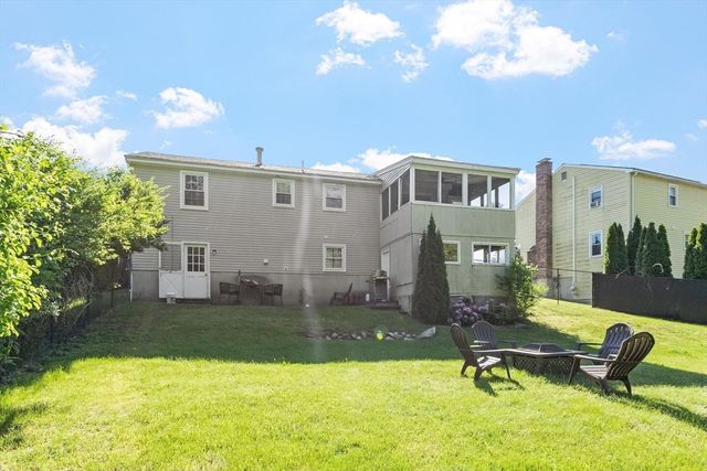 104 Freda Lane, Lowell, MA 01854