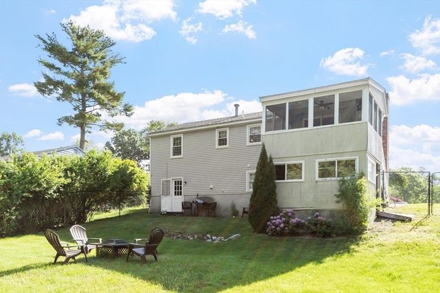 104 Freda Lane, Lowell, MA 01854
