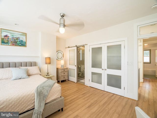1407 33RD ST NW, Washington, DC 20007