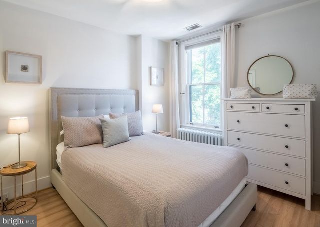 1407 33RD ST NW, Washington, DC 20007