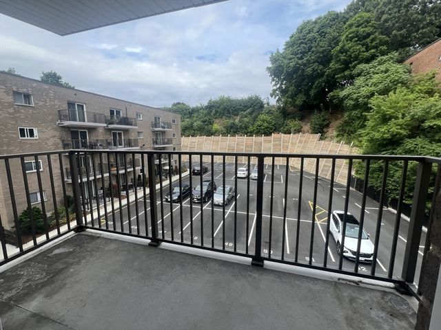 121 Tremont St 317, Boston, MA 02135