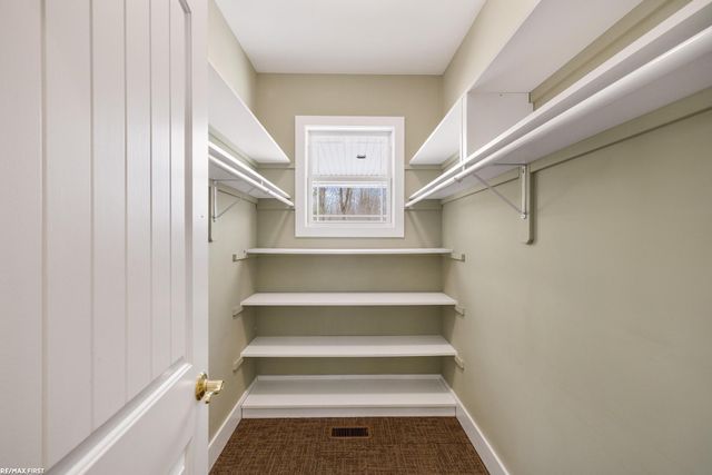 6776 Ravenswood Road, Smiths Creek, MI 48074