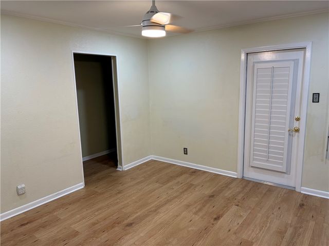 4433 Hickey Dr, Corpus Christi, TX 78413