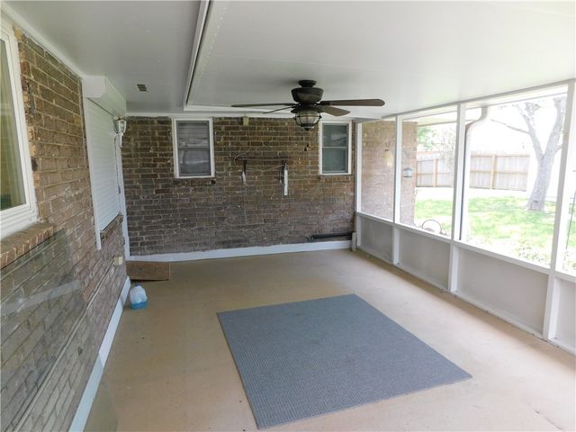 4433 Hickey Dr, Corpus Christi, TX 78413