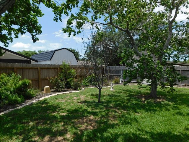 4433 Hickey Dr, Corpus Christi, TX 78413