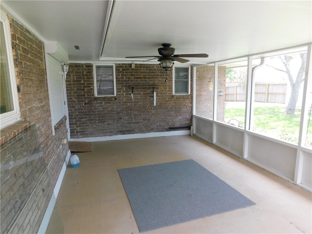 4433 Hickey Dr, Corpus Christi, TX 78413 — photo 5