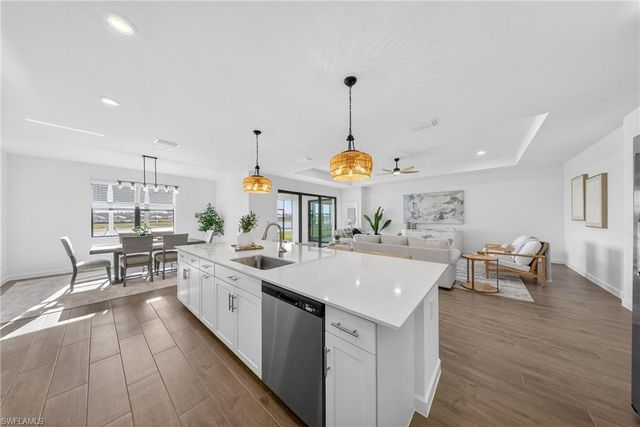 21082 Verawood LOOP, Estero, FL 33928