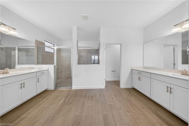 21082 Verawood LOOP, Estero, FL 33928