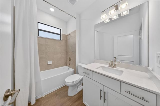 21082 Verawood LOOP, Estero, FL 33928