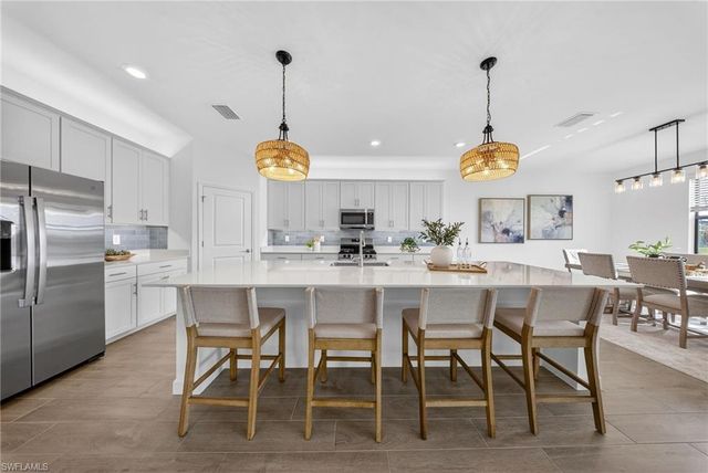 21082 Verawood LOOP, Estero, FL 33928