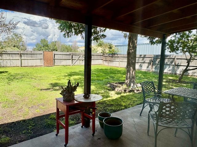 908 W El Paso, Marfa, TX 79843