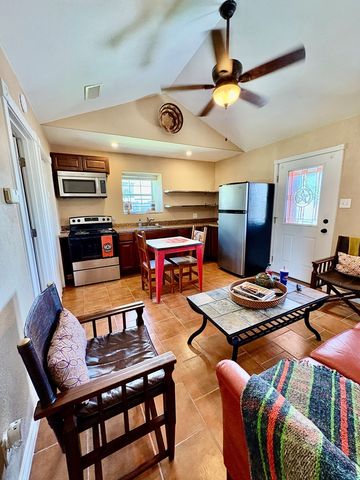 908 W El Paso, Marfa, TX 79843