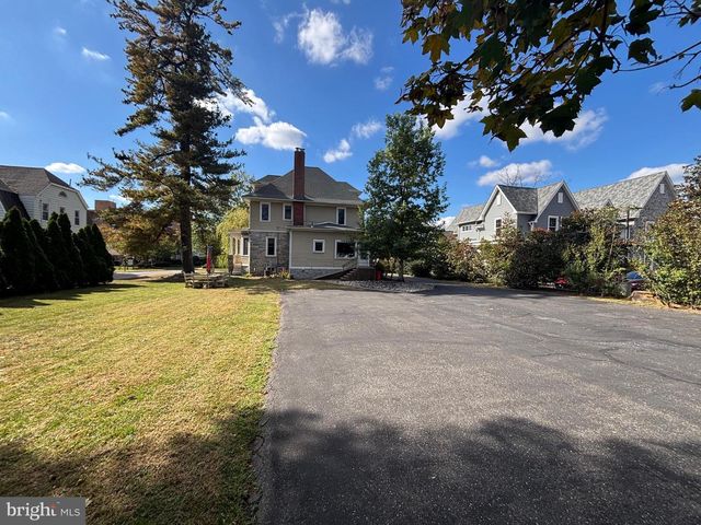 103 WHITE HORSE PIKE, Haddon Heights, NJ 08035