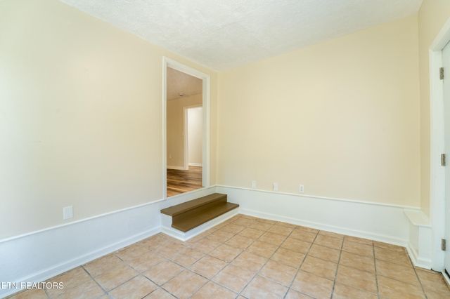 3416 Riverview Drive, Knoxville, TN 37914