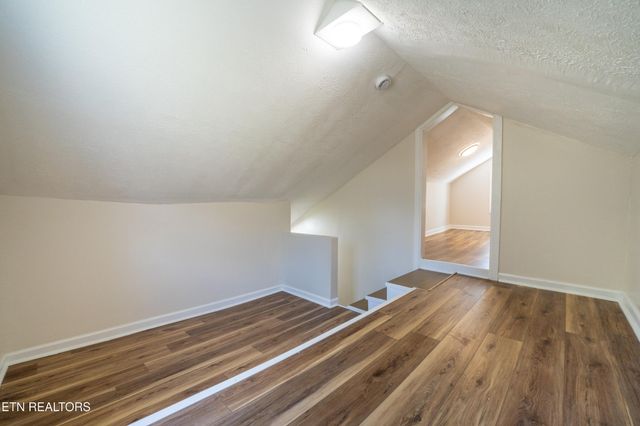 3416 Riverview Drive, Knoxville, TN 37914