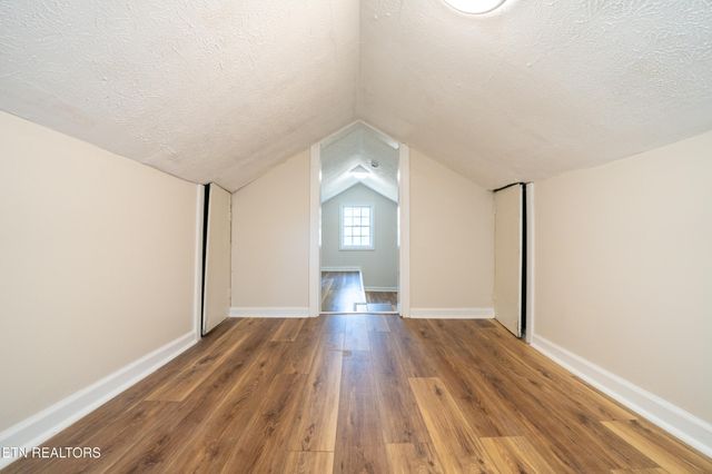 3416 Riverview Drive, Knoxville, TN 37914