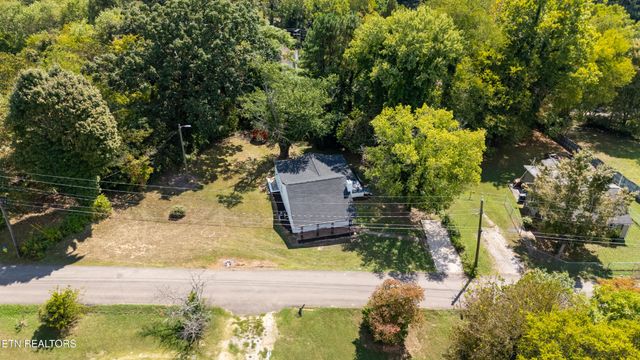 3416 Riverview Drive, Knoxville, TN 37914