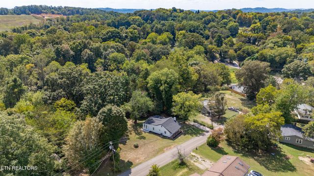 3416 Riverview Drive, Knoxville, TN 37914