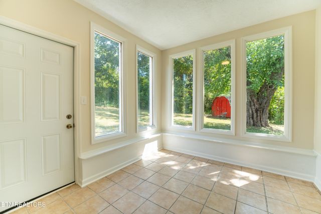 3416 Riverview Drive, Knoxville, TN 37914