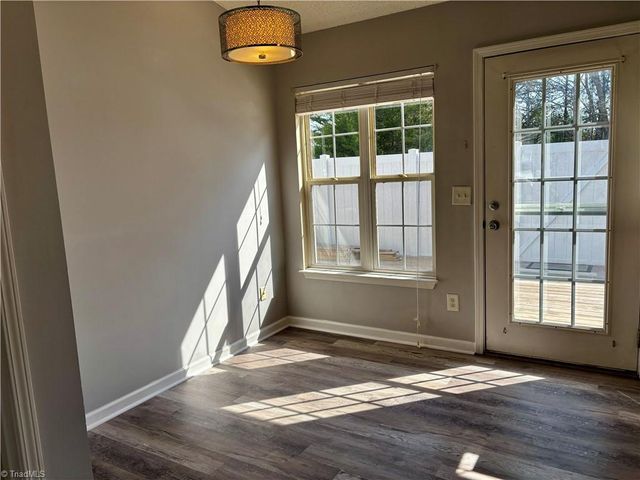 702 Oakmont Circle, Archdale, NC 27263