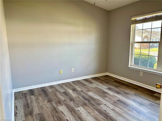 702 Oakmont Circle, Archdale, NC 27263