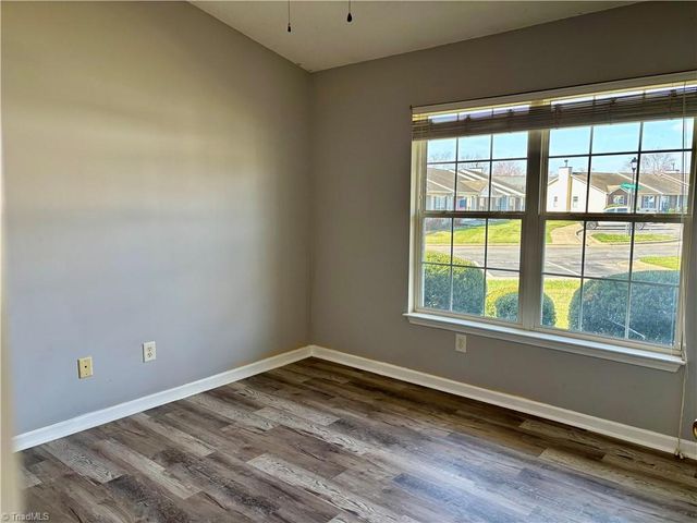 702 Oakmont Circle, Archdale, NC 27263