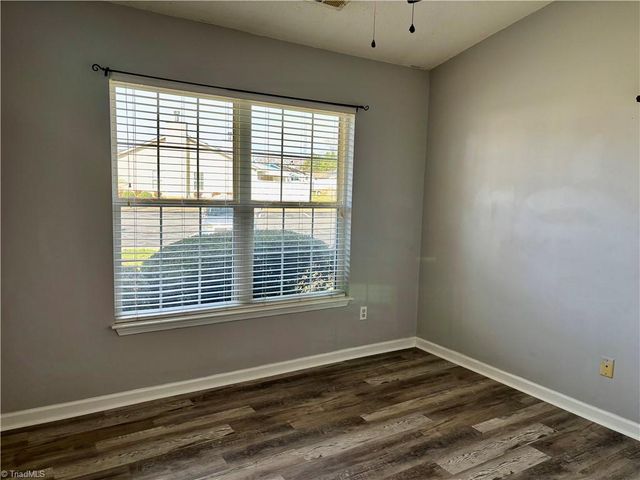 702 Oakmont Circle, Archdale, NC 27263