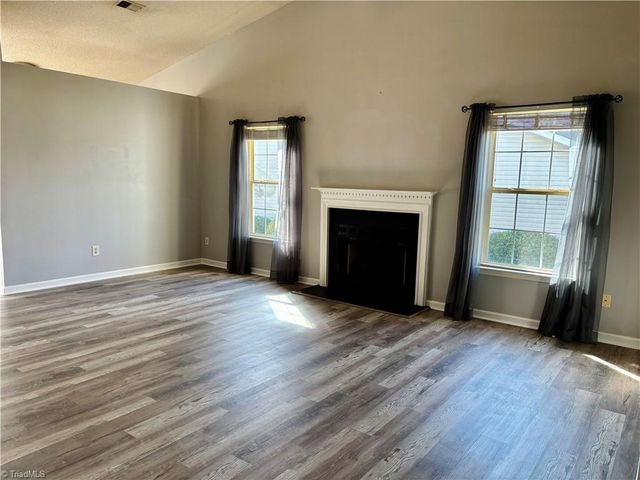 702 Oakmont Circle, Archdale, NC 27263