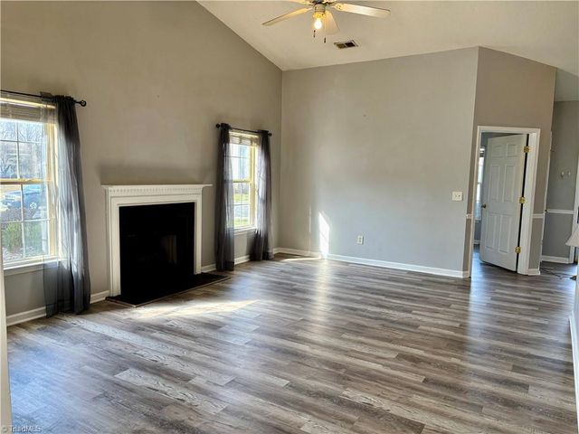 702 Oakmont Circle, Archdale, NC 27263