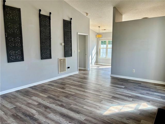 702 Oakmont Circle, Archdale, NC 27263