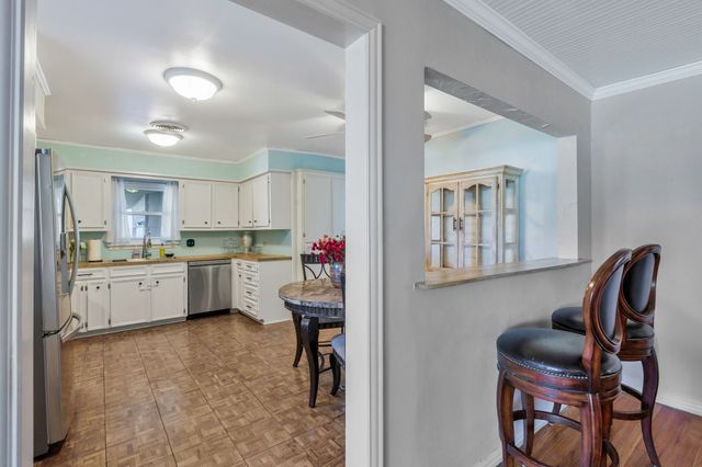 200 E 8th Street, Kaufman, TX 75142