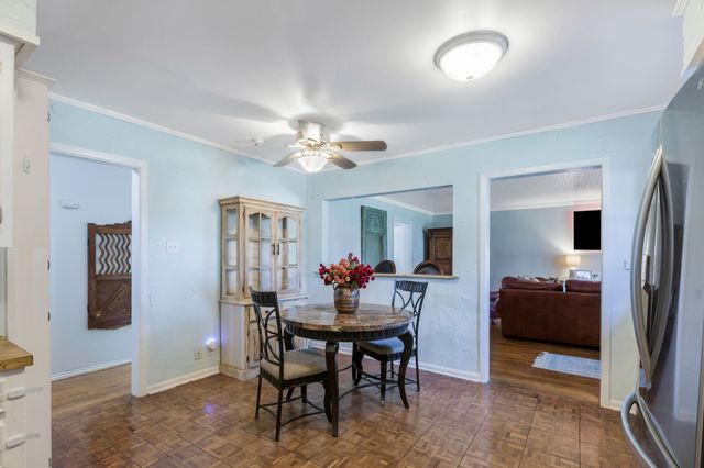 200 E 8th Street, Kaufman, TX 75142