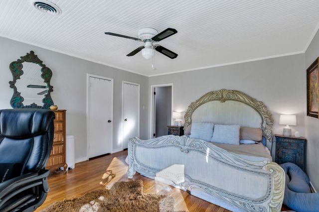 200 E 8th Street, Kaufman, TX 75142