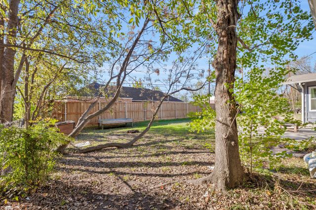 200 E 8th Street, Kaufman, TX 75142