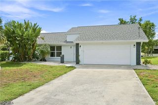 903 SE 20th CT, Cape Coral, FL 33990