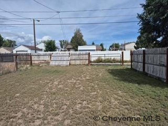 2322 E 11TH ST, Cheyenne, WY 82001