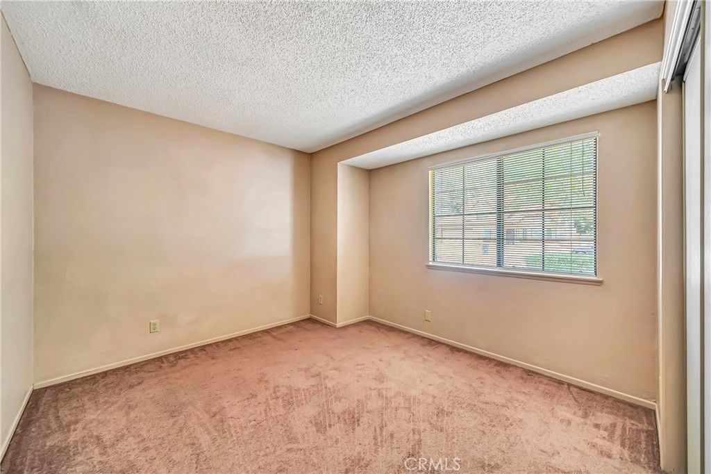 Image 20 of property listing at 4930 Golden Eagle, Palmdale, CA 93552