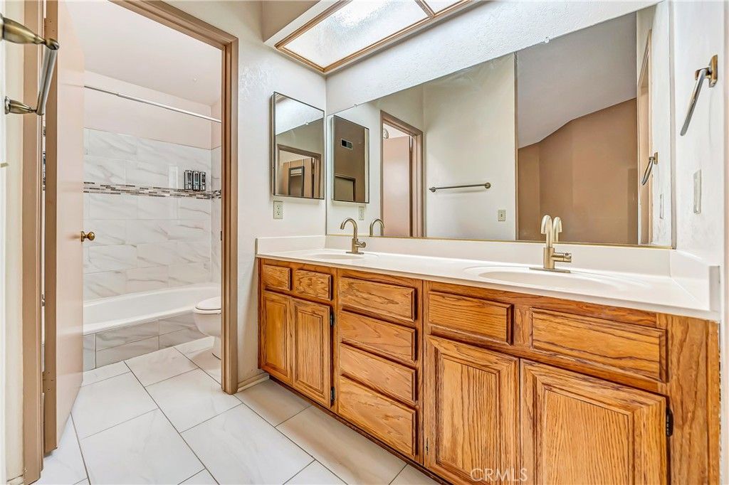 Image 27 of property listing at 4930 Golden Eagle, Palmdale, CA 93552