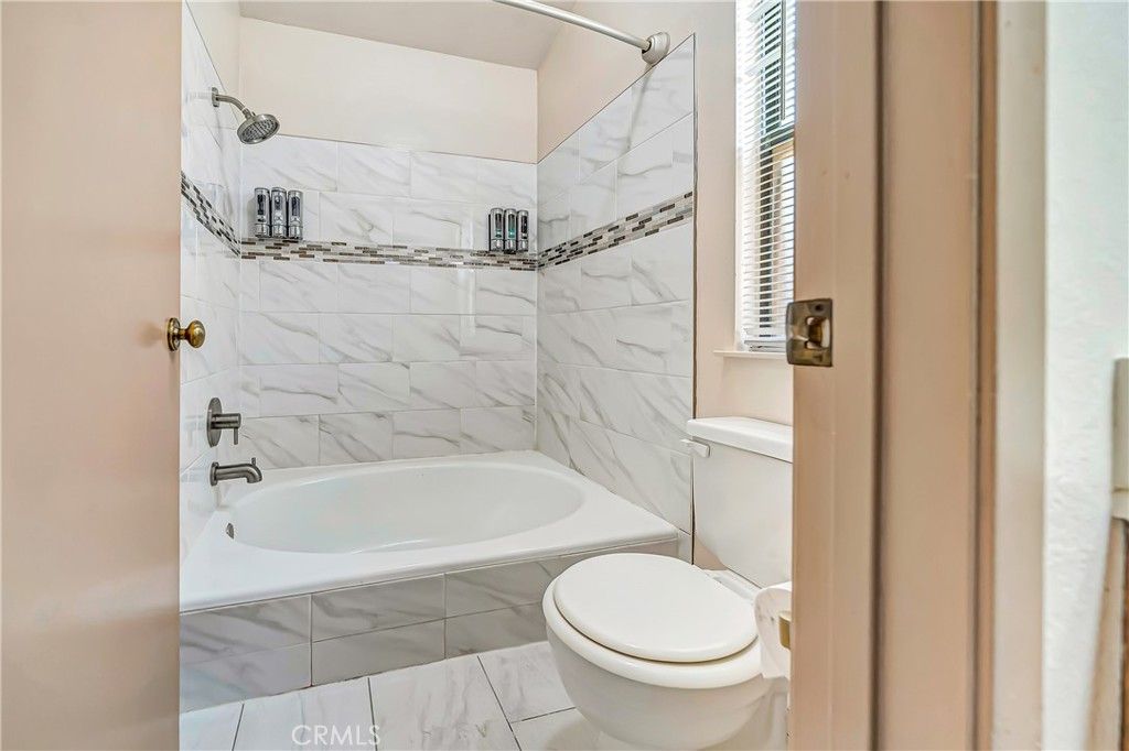 Image 28 of property listing at 4930 Golden Eagle, Palmdale, CA 93552