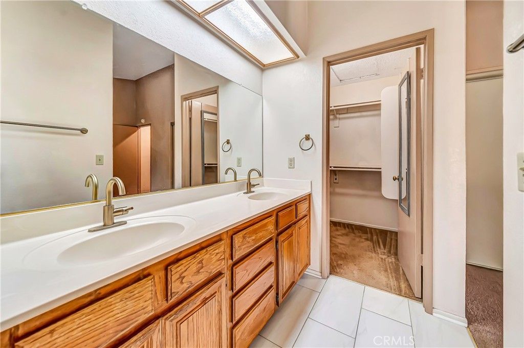 Image 29 of property listing at 4930 Golden Eagle, Palmdale, CA 93552