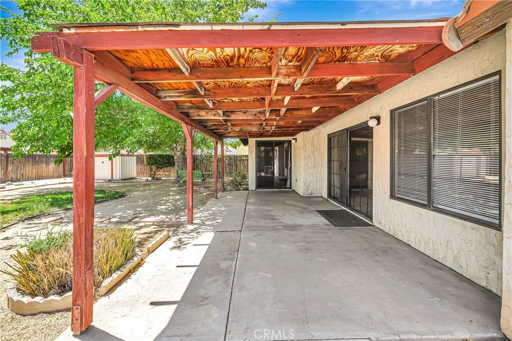 Image 33 of property listing at 4930 Golden Eagle, Palmdale, CA 93552
