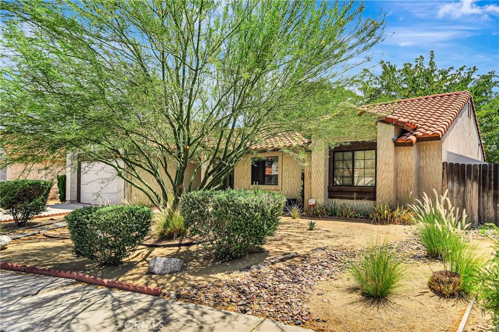 Image 44 of property listing at 4930 Golden Eagle, Palmdale, CA 93552