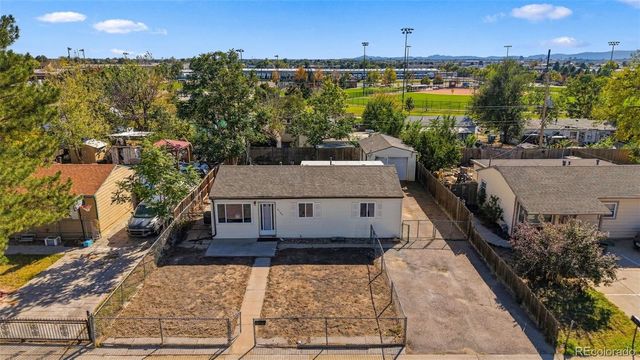 6160 E 60th Place, Commerce City, CO 80022