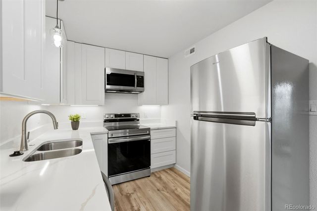 6160 E 60th Place, Commerce City, CO 80022