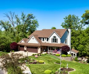 2213 June Drive, Schererville, IN 46375